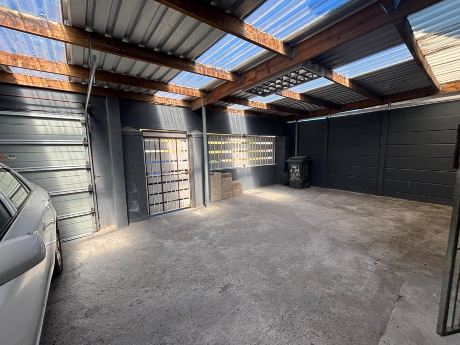 To Let 3 Bedroom Property for Rent in Rondevlei Park Western Cape